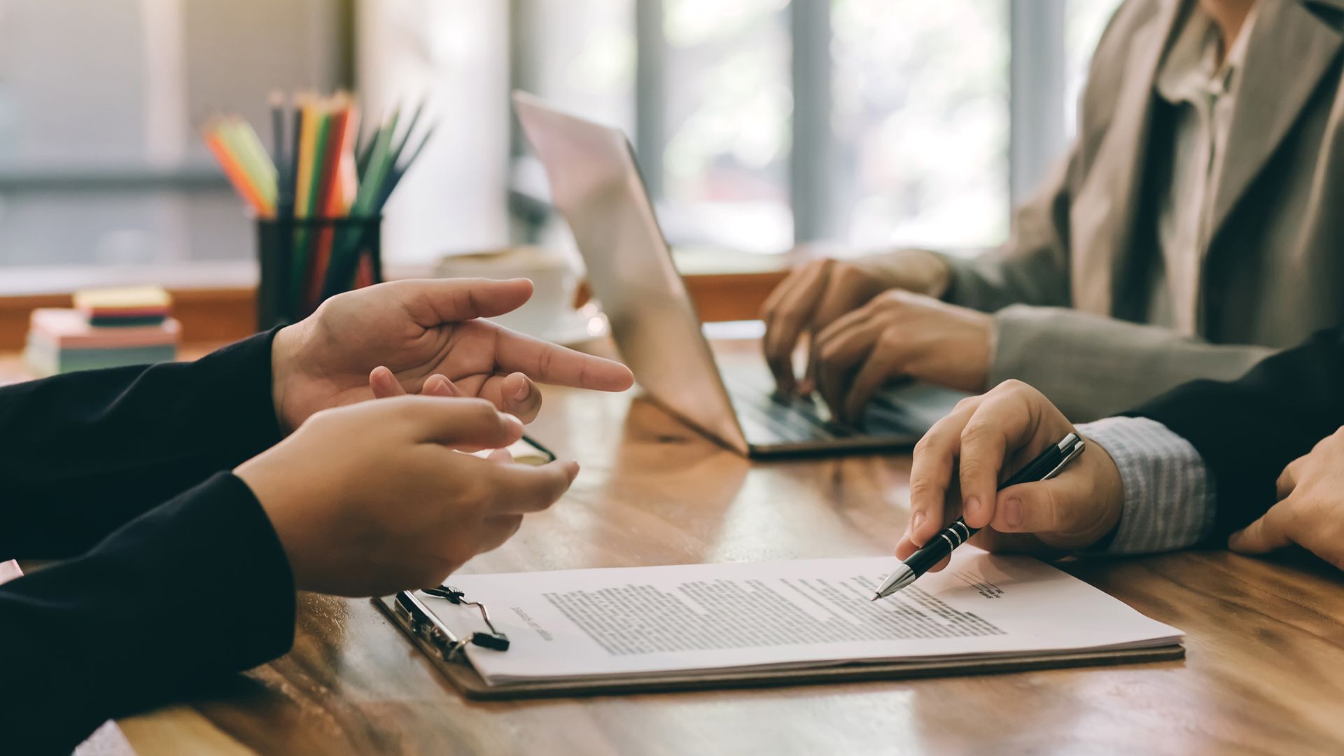 Meet your teachers and peers, get key course information and have your questions answered before classes begin. This induction will help you understand what to expect and start your Undergraduate Law course with confidence.
