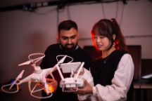 International students in the Virtual Design lab