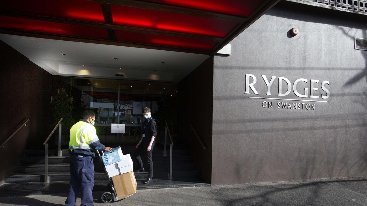 Rydges hotel Melbourne receive a delivery 