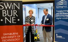 VC Pascale Quester and Trimble CEO cutting the ribbon to the Trimble Technology lab