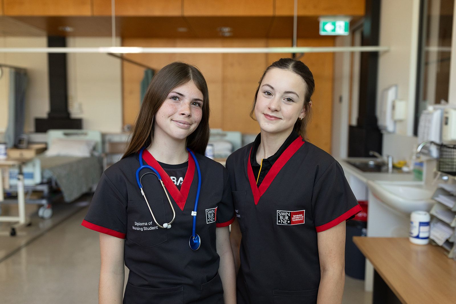 Swinburne Future Students - Two highschool students in Swinburne attire 