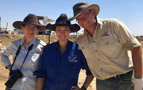 Pat Rich, Adele Pentland, Stephen Poropat on-site at a dinosaur dig in Winton Queensand