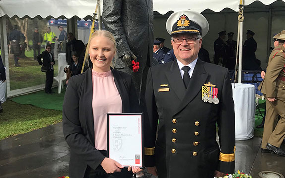 Holly receiving the 2019 Sir Edward 'Weary' Dunlop scholarship