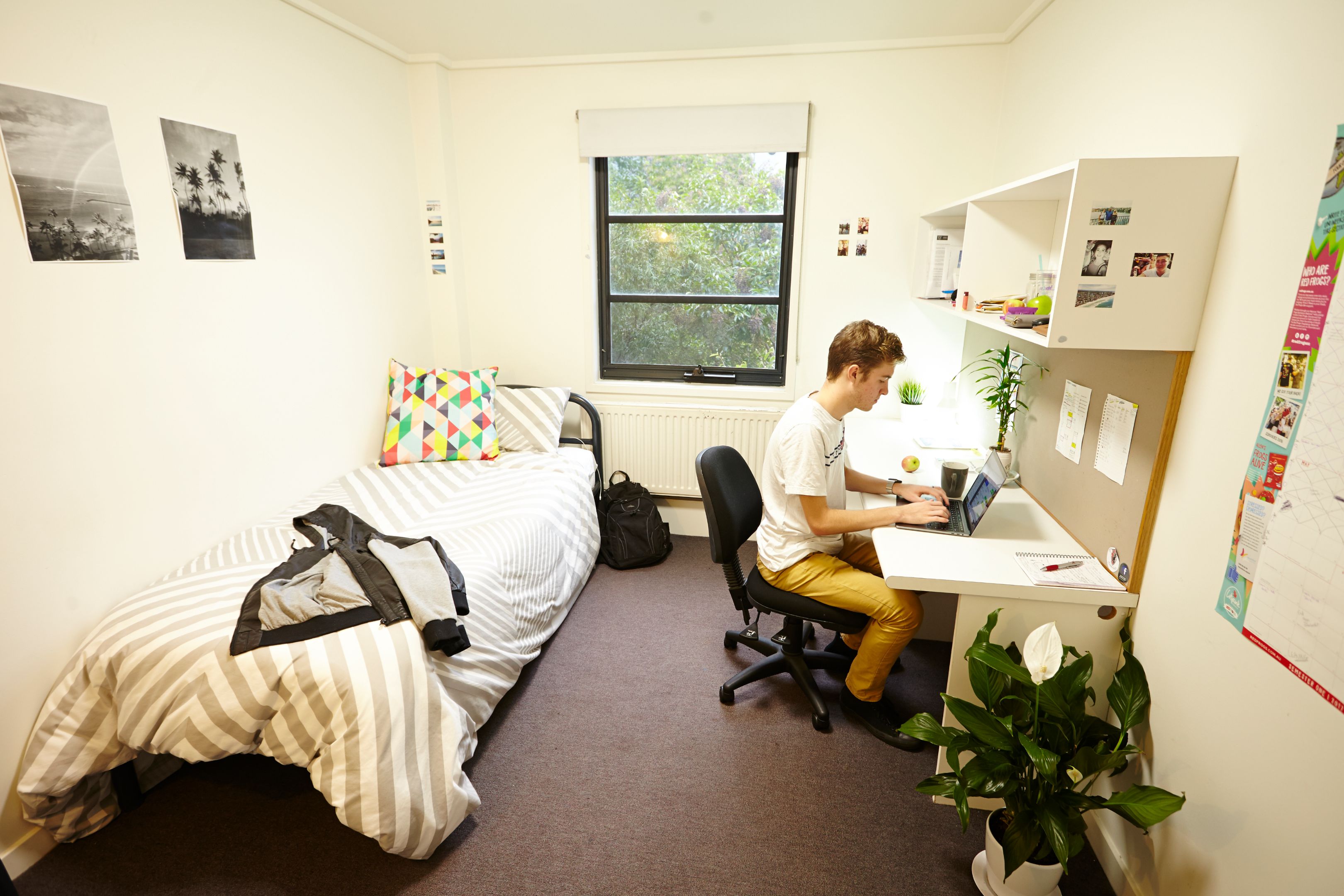 melbourne university phd accommodation