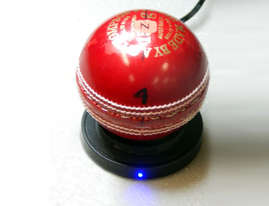 CDI Project - Smart Cricket Ball - Ball Charging On Dock