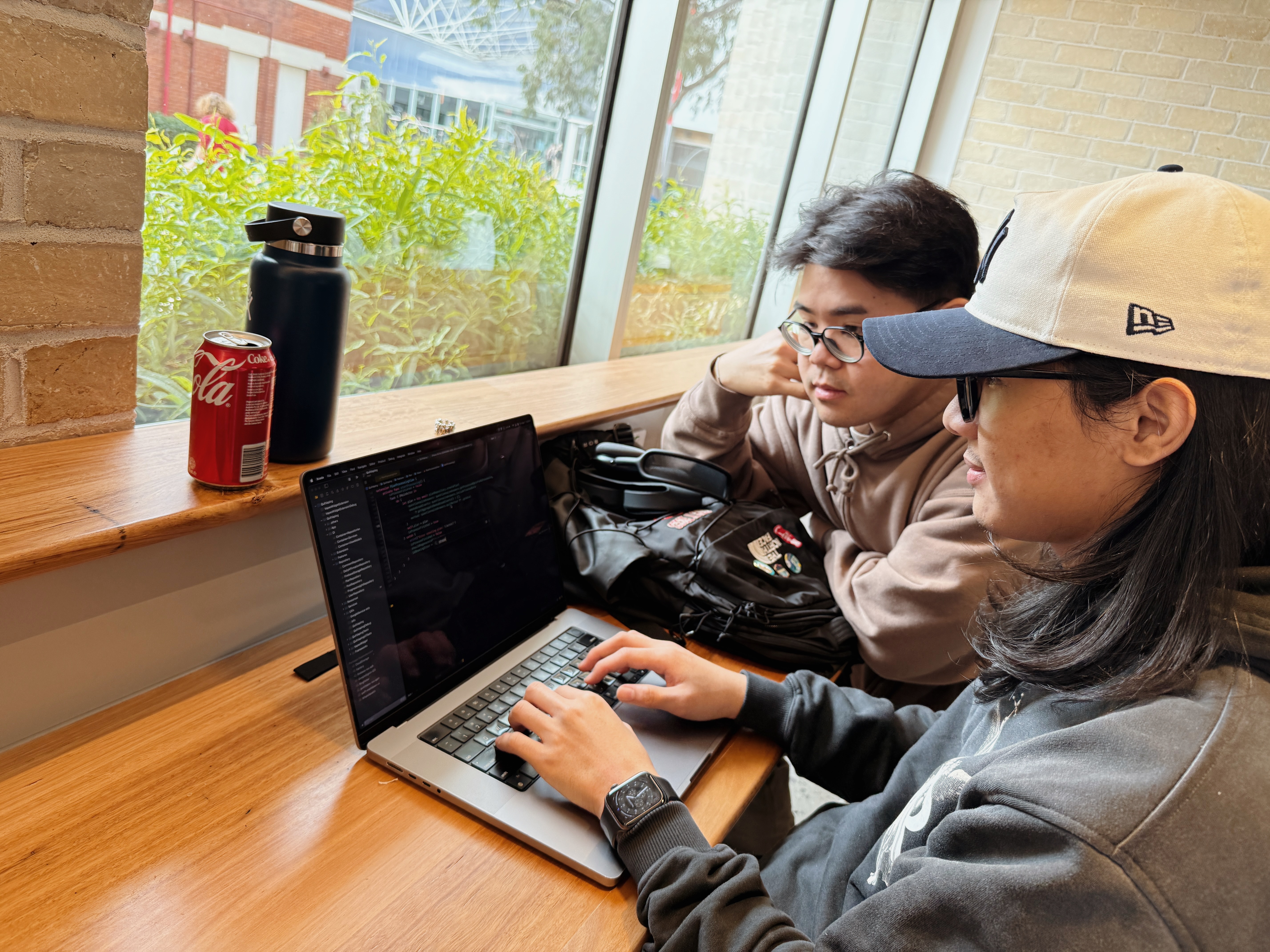 Master of Technology students working on their app Vapeo Application 