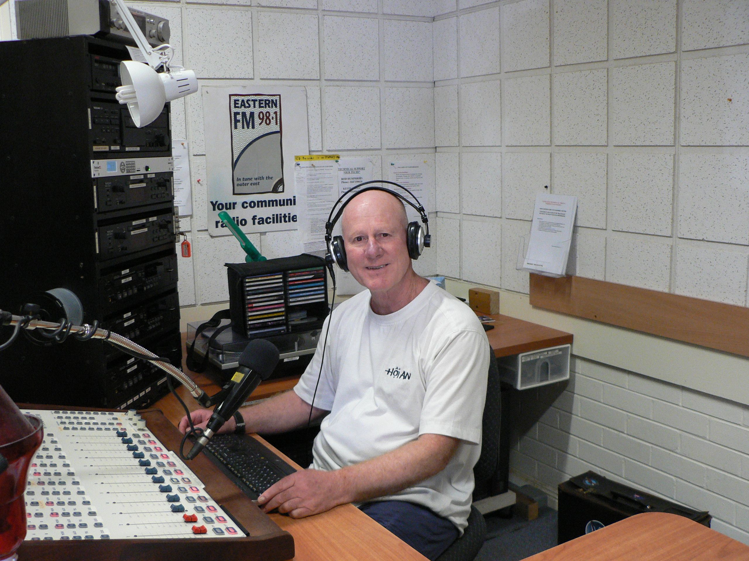 Bill Page, host of Radio Eastern FM and Swinburne's 'Brainwaves' program in the studio.