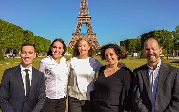Team Swinburne in front of the Eiffel tower. 