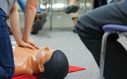 First Aid tile for Short Courses page